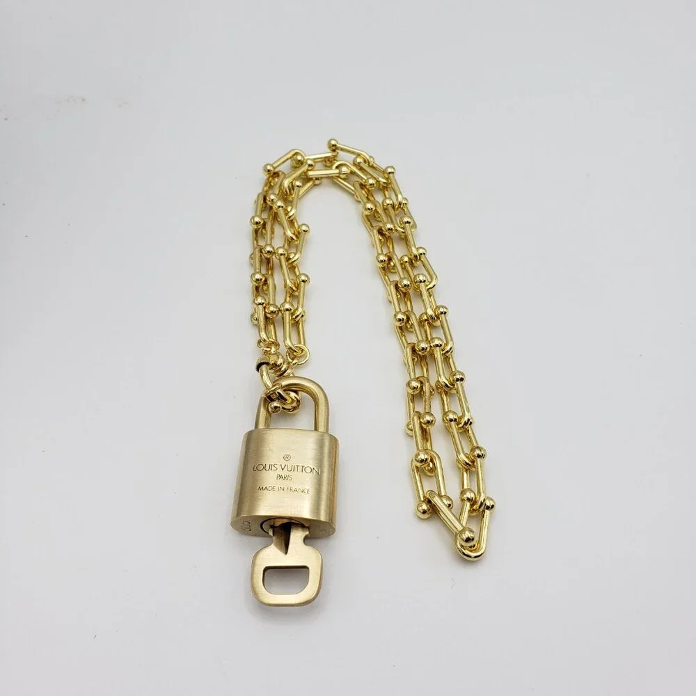 Authentic Louis Vuitton Gold Padlock Pendant w/Unbranded 18k Gold Plated Chain - Picture 7 of 14